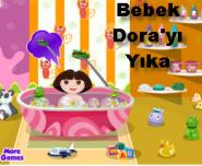 Bebek Dora'yı Yıka